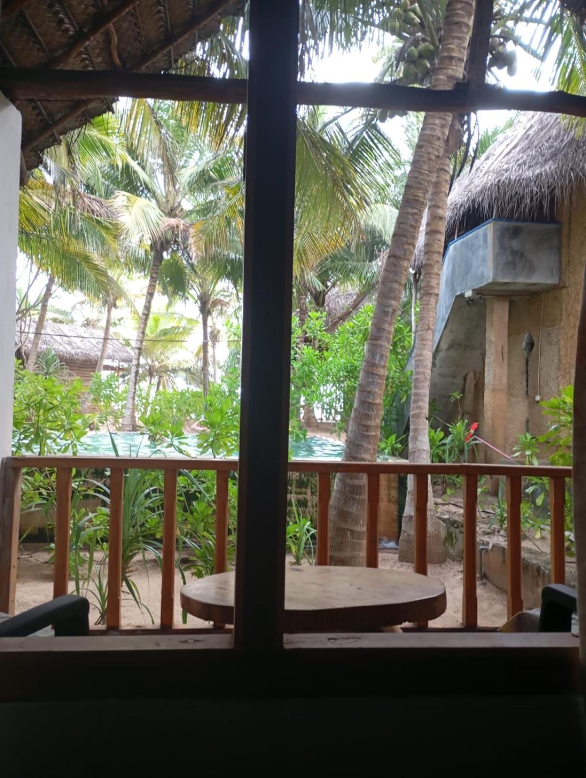 The Alpha Monkey Hotel & Tree House Tangalle Eksteriør billede